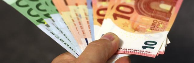 geld-verdienen-met-bellen-hulplijn.jpeg